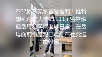 3P粉嫩小萝莉短发鸭舌帽妹子双飞啪啪，足交舔逼后入上位骑乘大力猛操