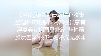 躲在房间过道里1