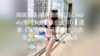  今日推荐烈焰红唇完美颜值甜美小姐姐3P淫乱，异域风情跪着深喉交，开档黑丝骑乘抽