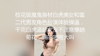 网友和他老婆的自拍