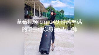 极品反差女大生，04年清纯露脸小姐姐【胡椒籽】最新9月定制，各种COS裸体骚舞，道具紫薇喷水