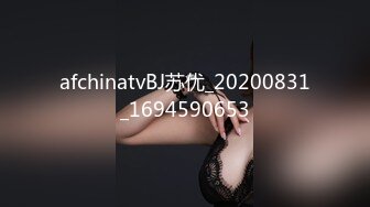 美颜相机拍摄 操穿着制服诱惑的好身材女友