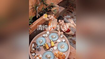 边听动感音乐边享受漂亮纹身女友的吹箫后入猛插