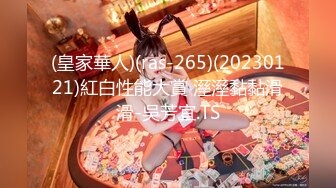 小超哥酒店1000元约操身高171CM性感平面嫩模,进屋衣服还没脱就迫不及待开操,干完一次对着镜子扒光她又干!