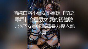   阿姨探花G奶爆乳骚熟女3P伺候，尽情揉捏大奶子，两根JB轮流舔太骚了，扛起腿爆操前后夹击